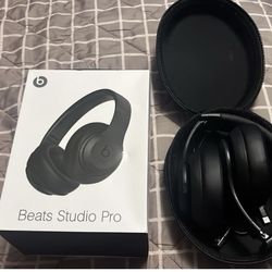Beats Studio Pro 