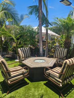 Fire Pit Patio Set 5 pieces/conversation set/Cash Only