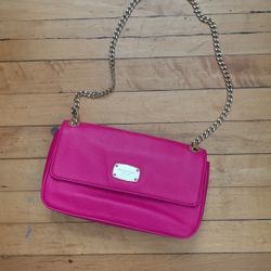 MK Michael Kors - Hot Pink Shoulder Purse - NEW 🏷️