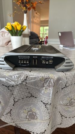 Sony xplode speaker and amp