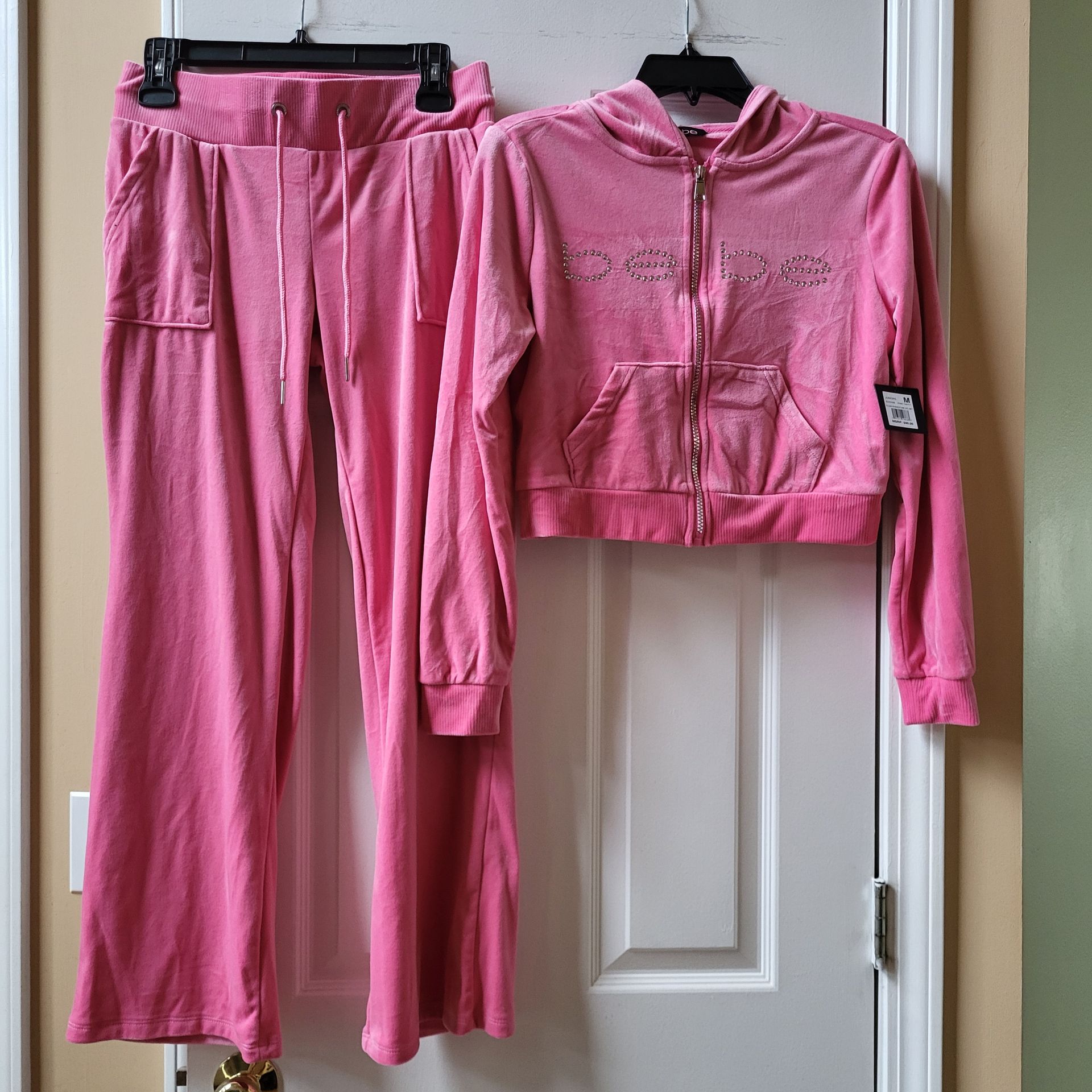 Bebe Velour Pink Taffy 2 pieces set size Medium jacket and pants NWT
