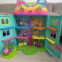 Gabby Doll House 