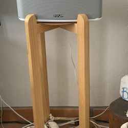 Riva Festival Speaker With Stand 