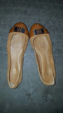 Coach flats