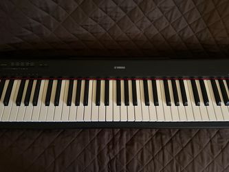 Yamaha Piano Keyboard