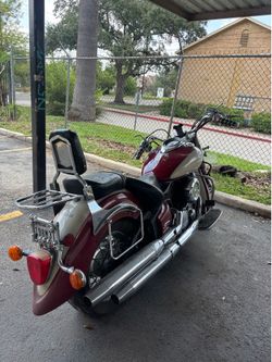 2001 hamaha Vstar 1100