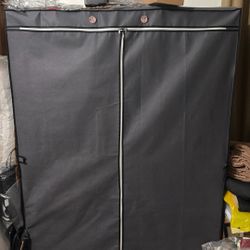 Portable Storage, Closet