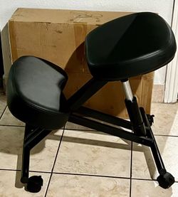 Kneeling Chair New In Box