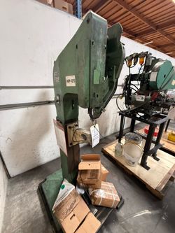 Milford Rivet 305 REV-1 Pneumatic Rivet Setting Machine HP-05 Riveter