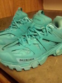 Balenciaga track