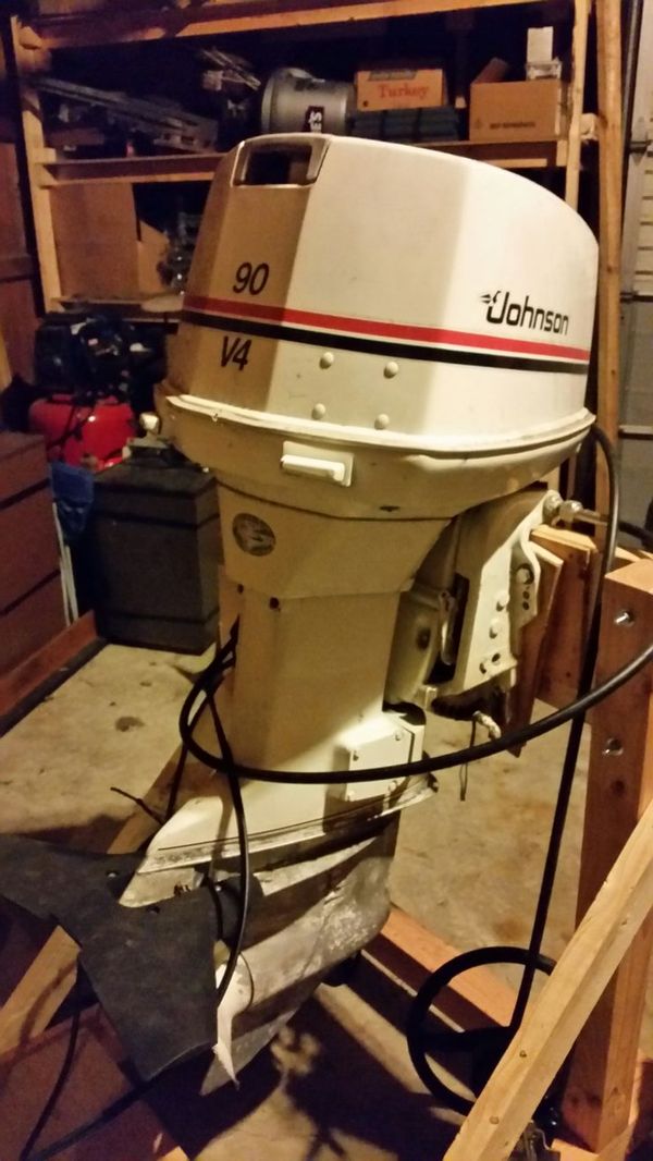 87 johnson 90 hp v4 outboard motor for Sale in Waterman, IL OfferUp
