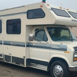 1990 Ford Spirit Motorhome
