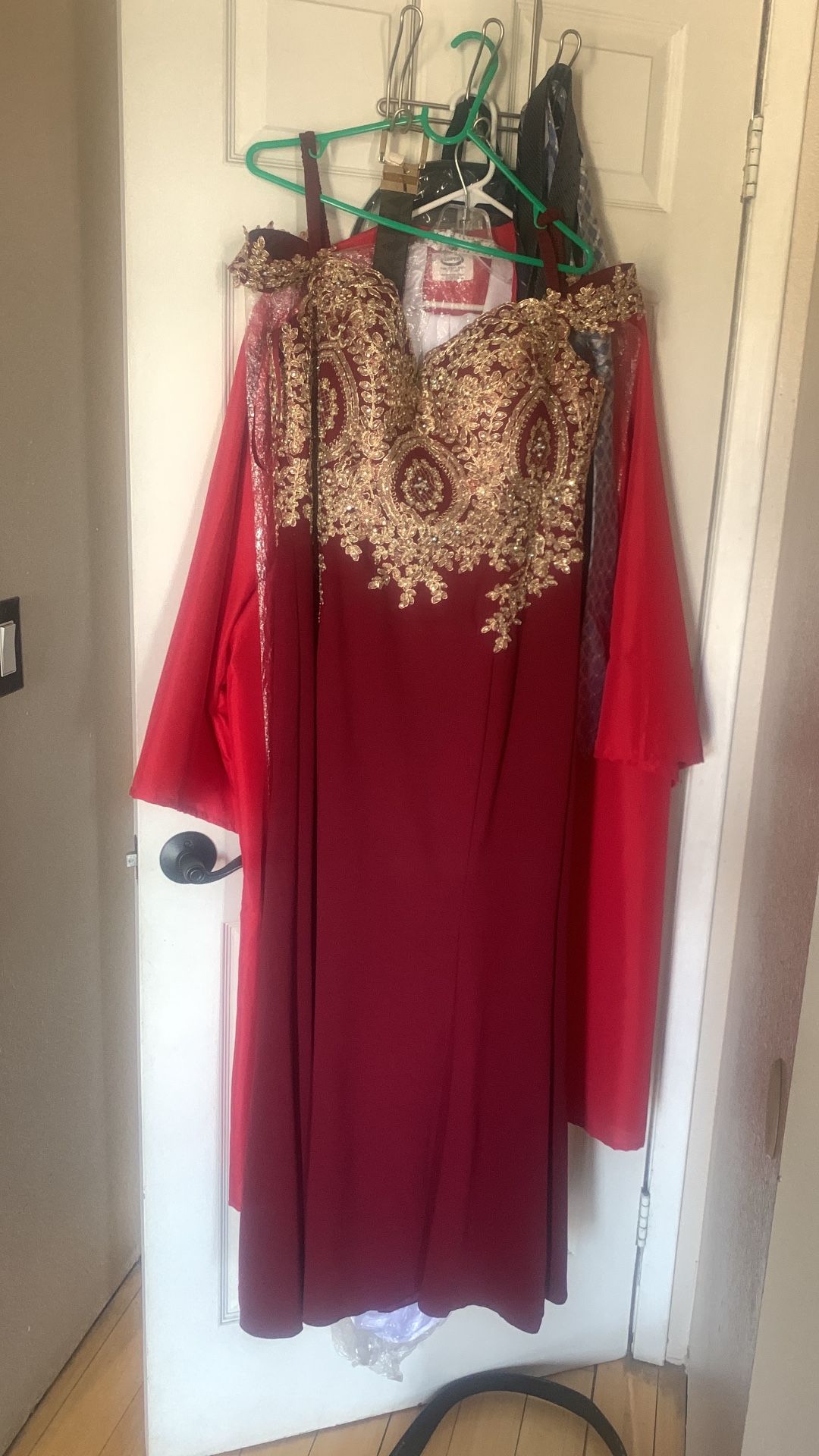 Beautiful. Dress. Size. Xl. Like. New.