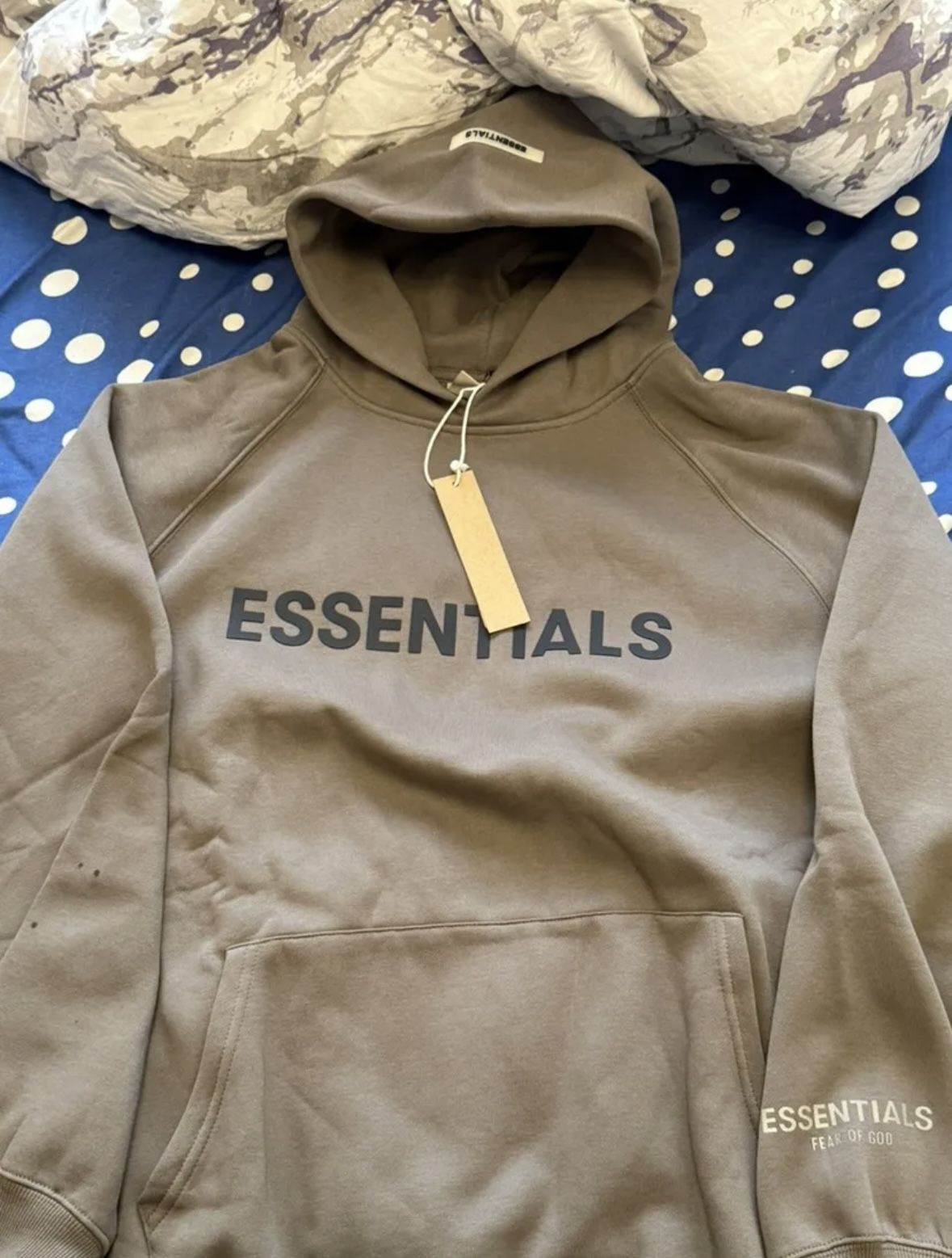 Essential Hoodie