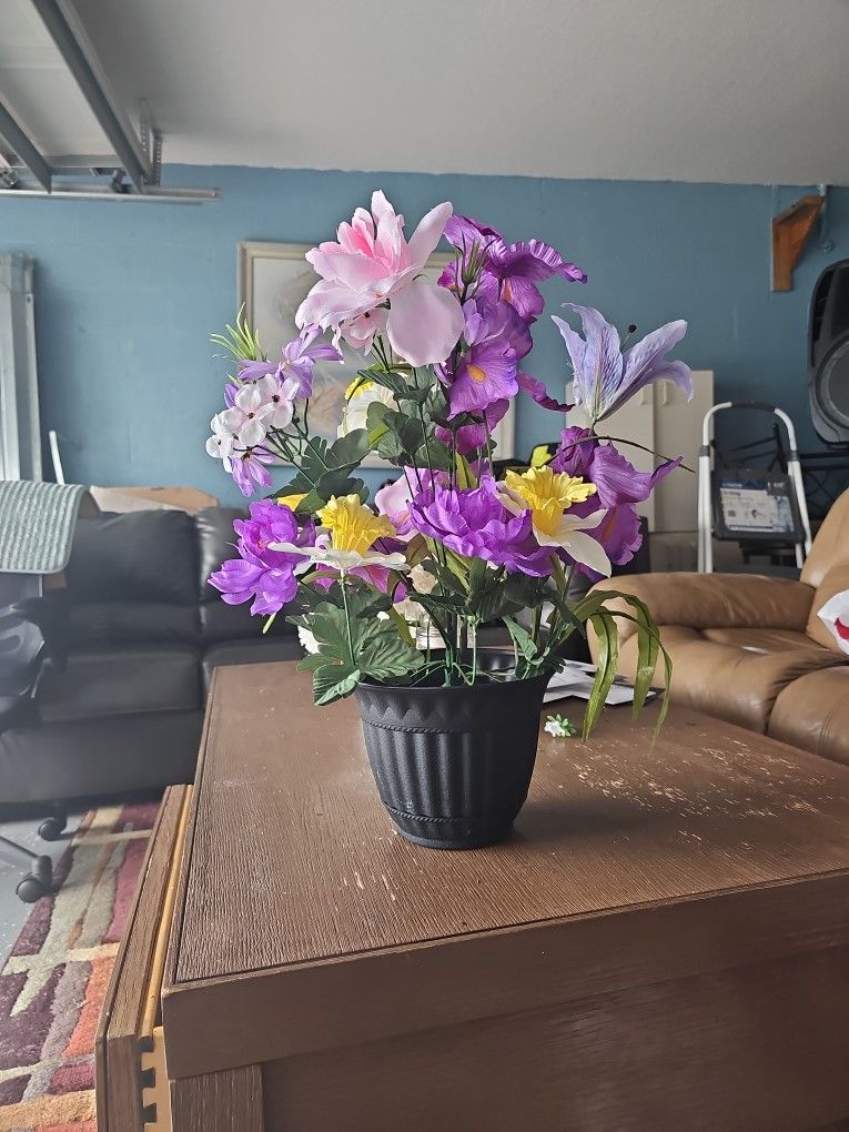 Artificial Potted Flowers