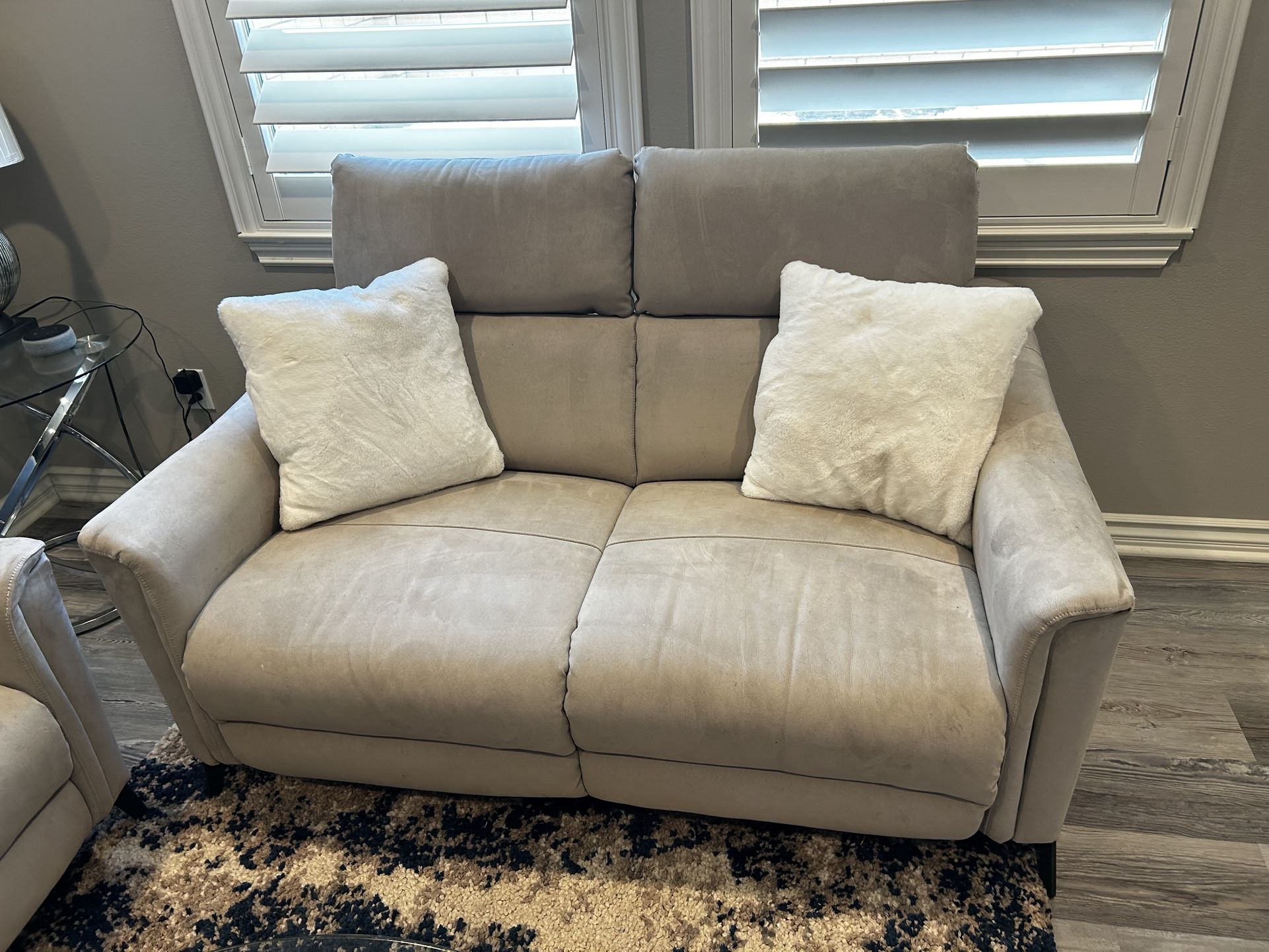 Sofa & Loveseat