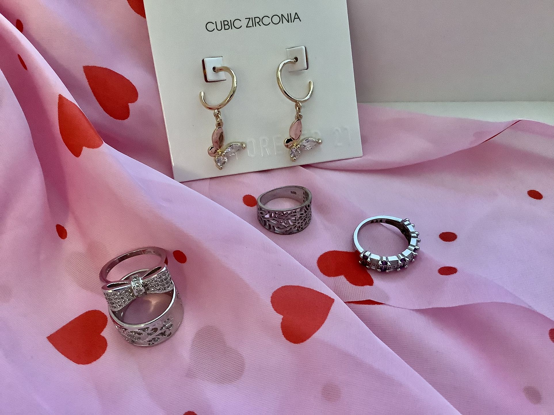 Pretty Jewelry Welcome to visit Eva’s OfferUp Page 🌿🌷🌿Sterling silver Rings Each For $25 New Jewelry / Butterfly Earrings $5 🌿🌷🌿🌸