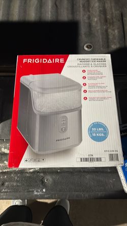 Frigidaire Nugget Ice Maker EFIC228-SS