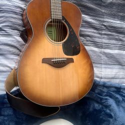 Yamaha Guitar For Sale 