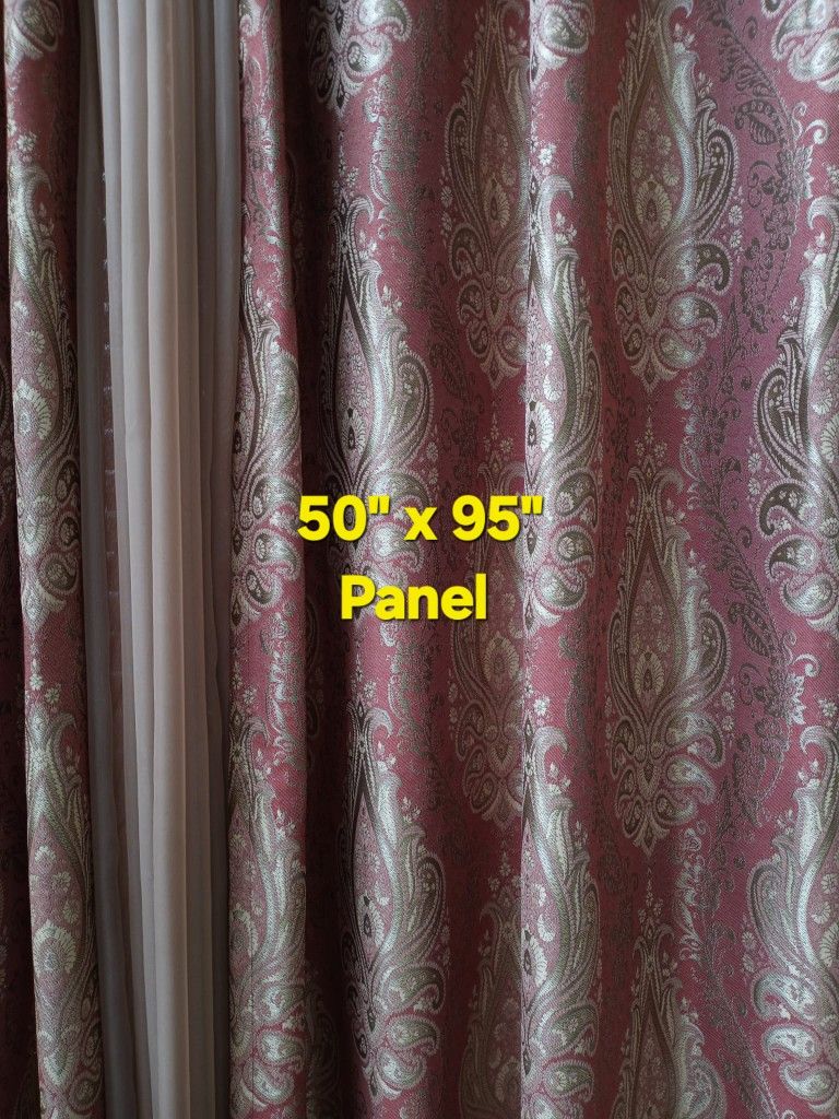Curtains Fancy Blackout Like New No Smoke Or Pets