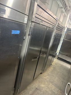 Beverage-Air ER48-1AS Two-Door Commercial Refrigerator (S/N (contact info removed))