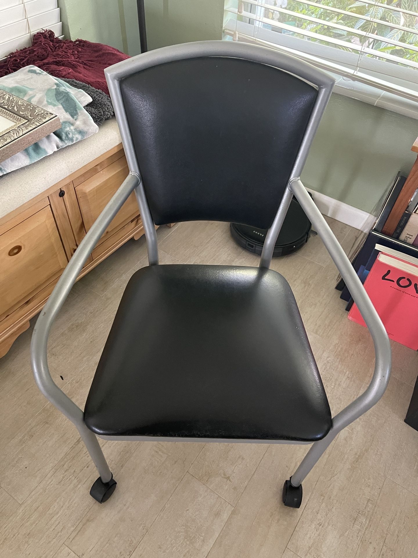 El Dorado Rolling Office Chair 