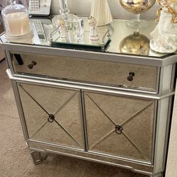 Linon Home Decor