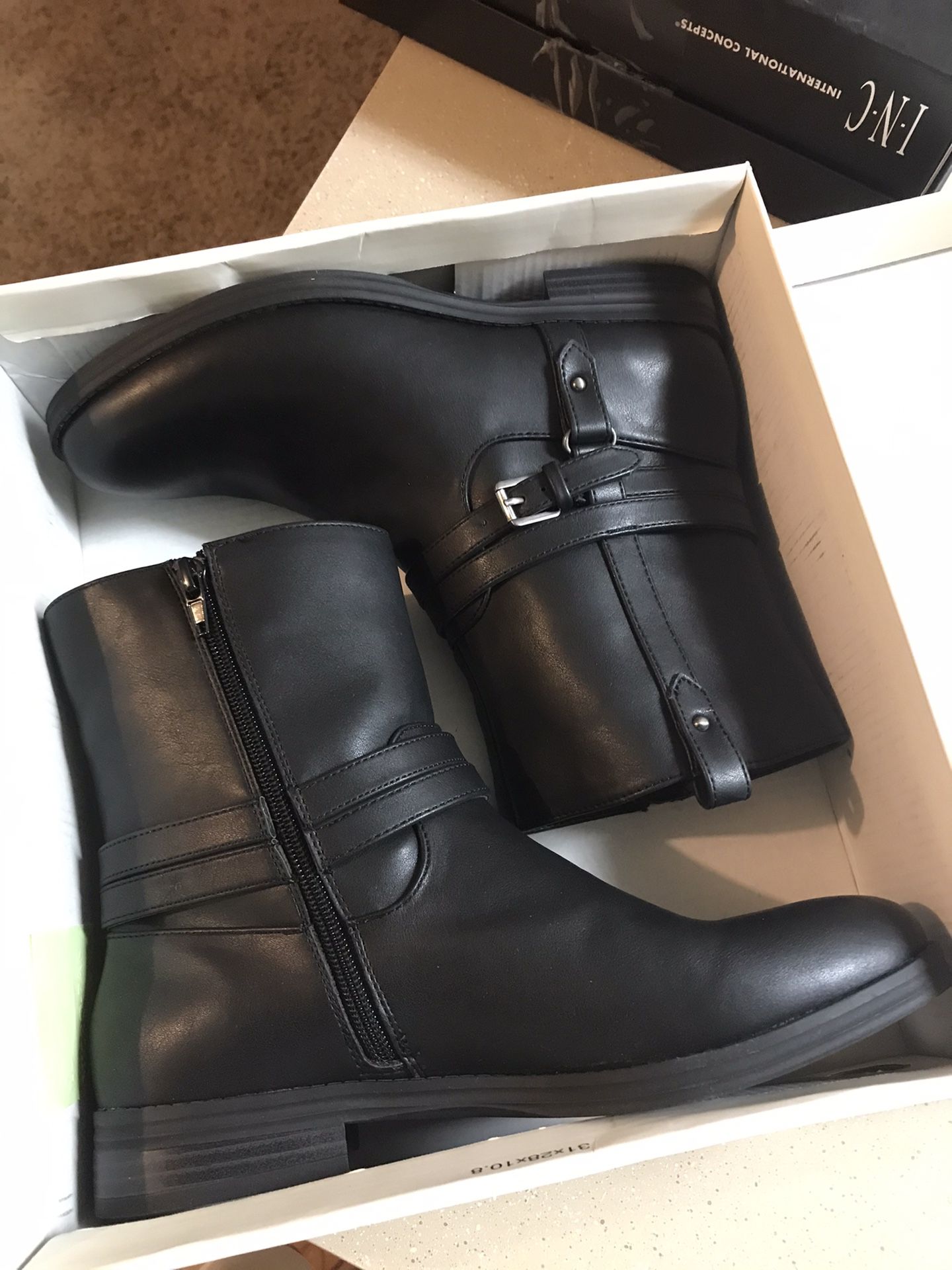 An instant classic, the State walking booties by Style & Co blend clean lines and a hint of moto attitude with wrapping buckled straps. Brand New Siz