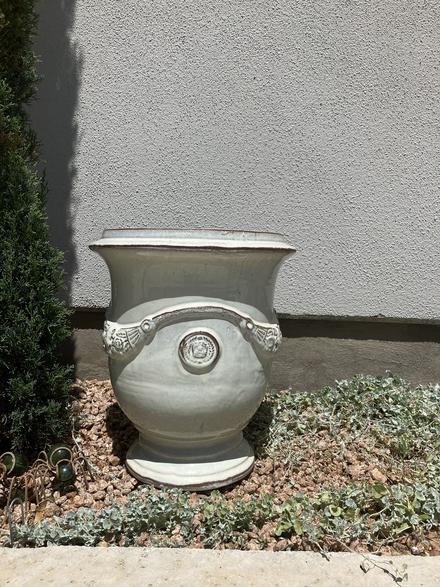 Garden earth french glazed ceramic pot planter with drainage 15”dx17”h snow white