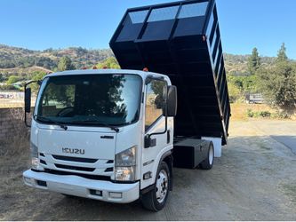 Dump truck