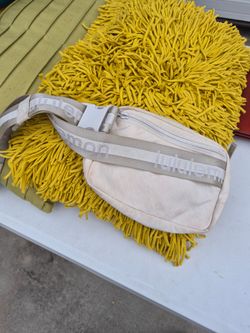 LULULEMON CROSSBODY BAG