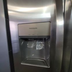 Refrigerator Frigidaire