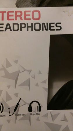 RT STEREO HEADPHONES BRAND NEW