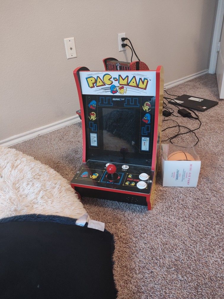 Pac Man Arcade 1UP