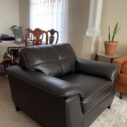 Genuine leather chair