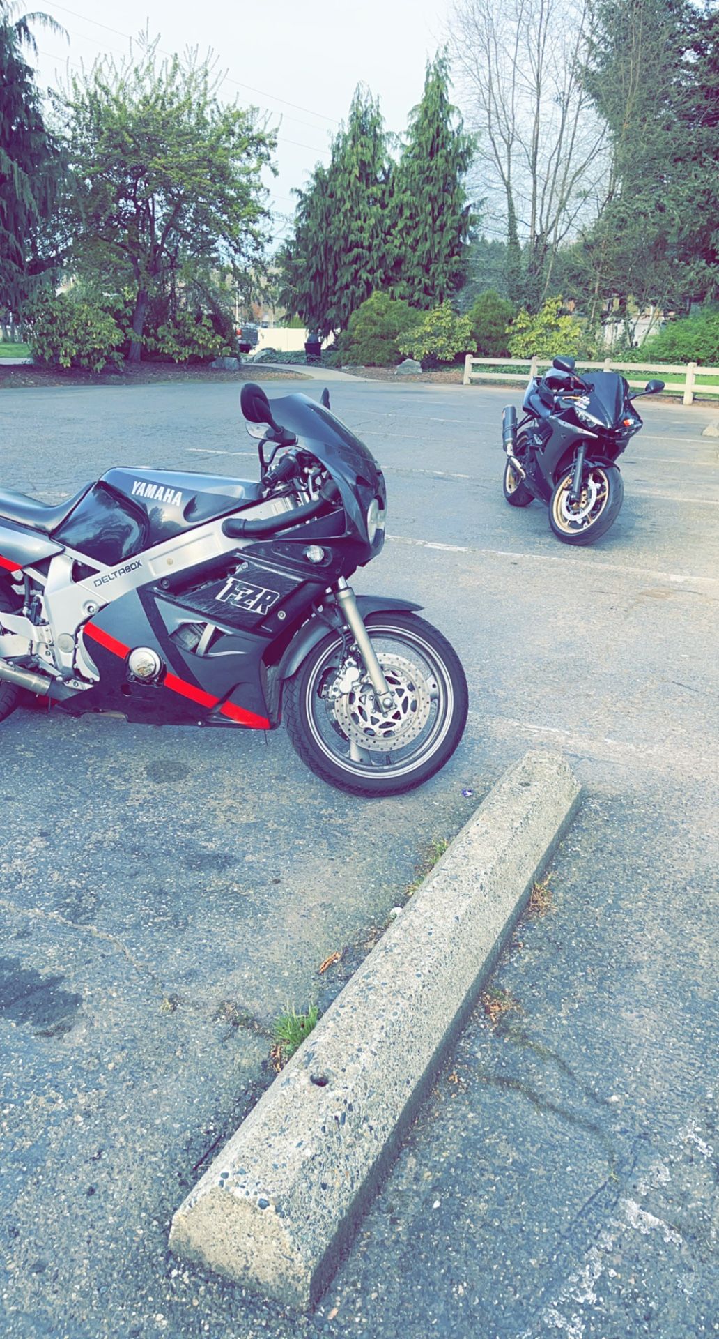 1999 Yamaha Fzr 600