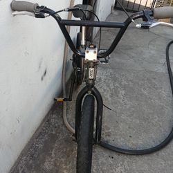 Mongoose BMX Pro 