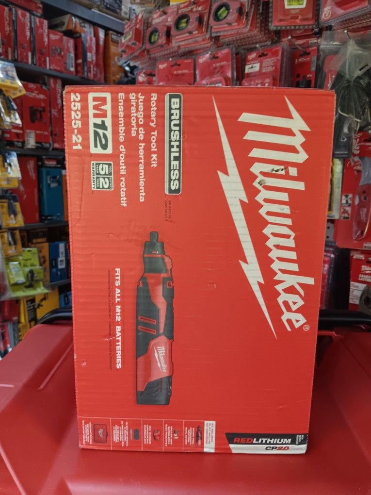 Milwaukee M12 Brushless Rotary Tool Kit