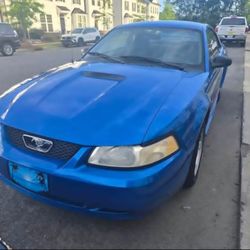 2000 Ford Mustang