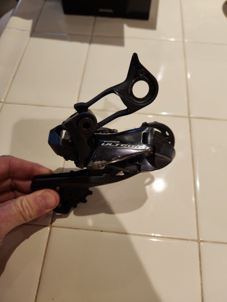 di2 rear derailleur