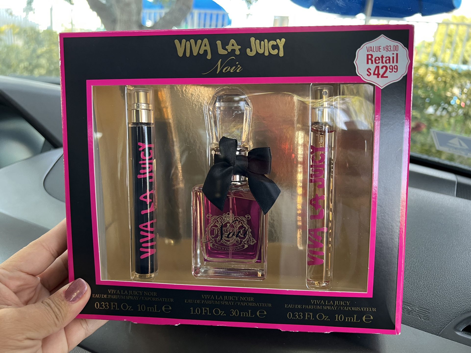 Bradnew Viva La Juicy Perfume Set!! 