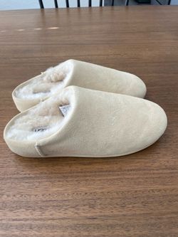 New ugg slippers
