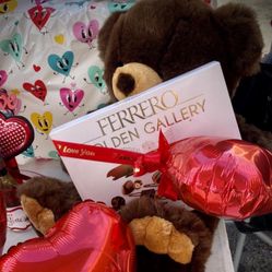 Teddy Bear & Chocolate 