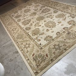 Full-size Rug 8x12