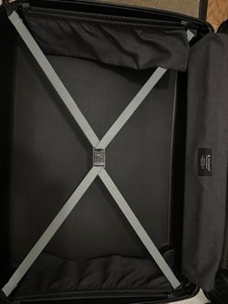 Samsonite Hard Shell Luggage Suitcase