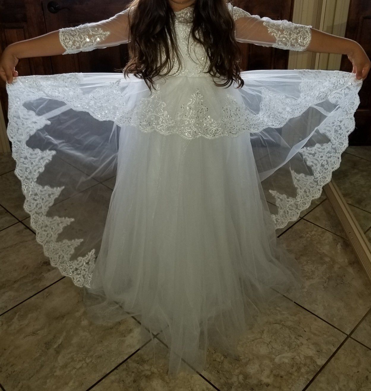 1st communion/flower girl dress should fit ages 10-14
