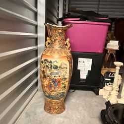 Asian vase 