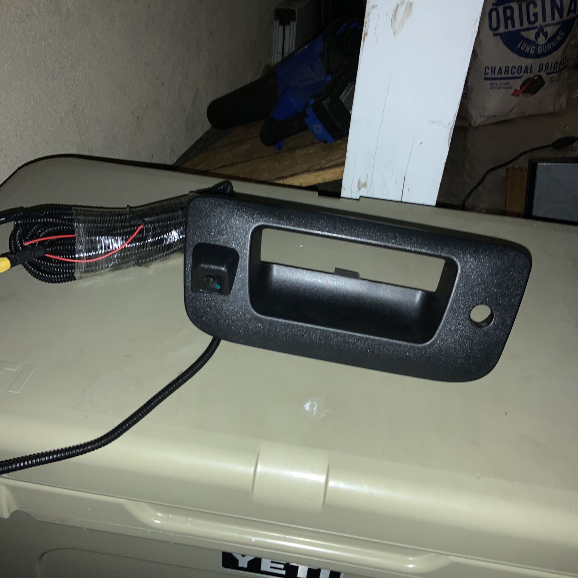 2007-14 Chevy GMC Back Up Tail Gate Camera