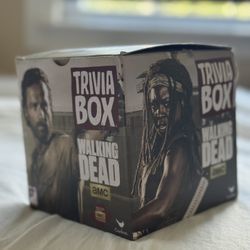 Walking Dead Collectible Trivia Box