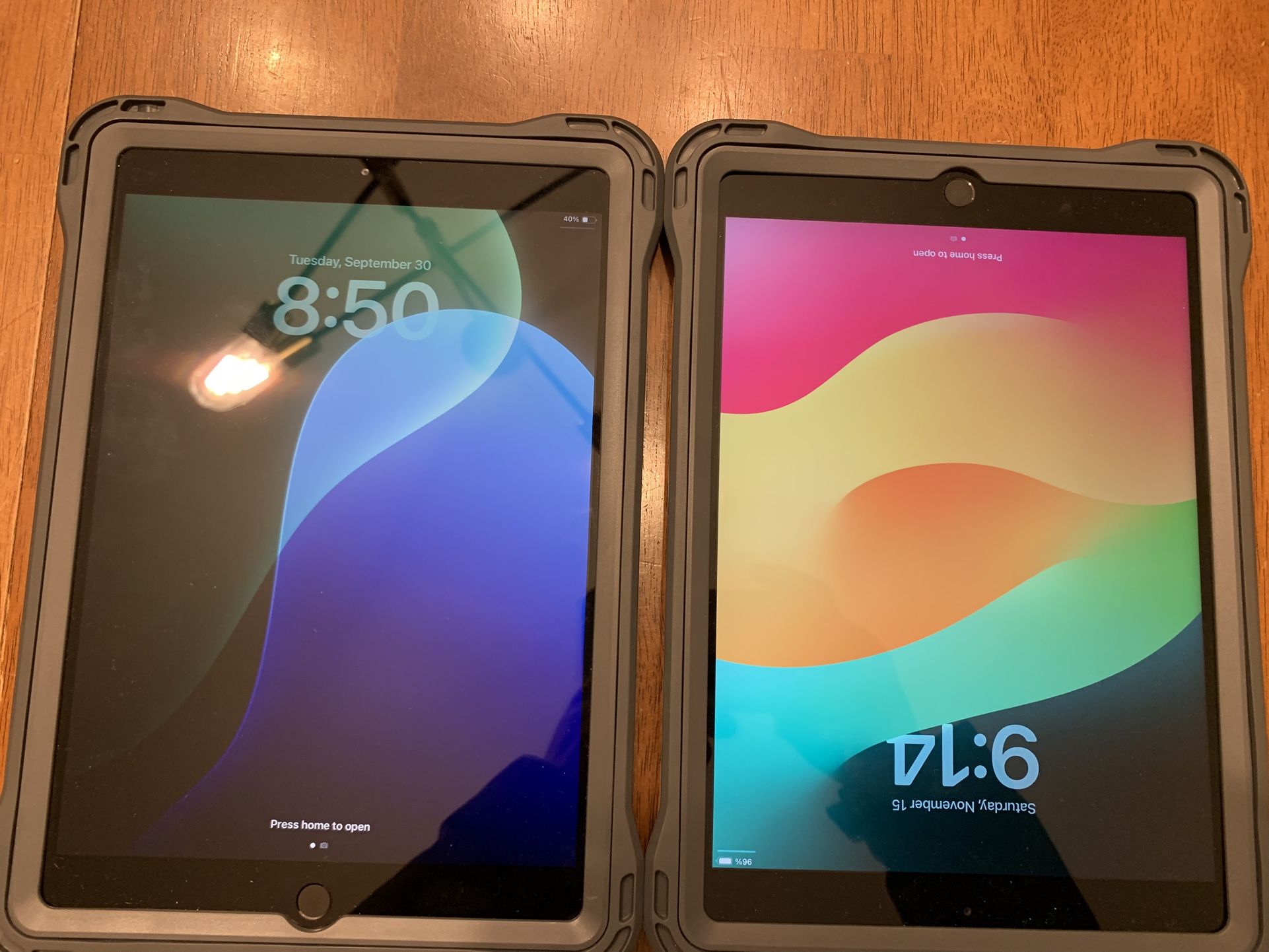 Apple iPad 7th Generation 10.2” Unlocked Like New With Great Case!